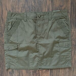 NWT Eddie Bauer Size 16 Army Green Cargo Skirt